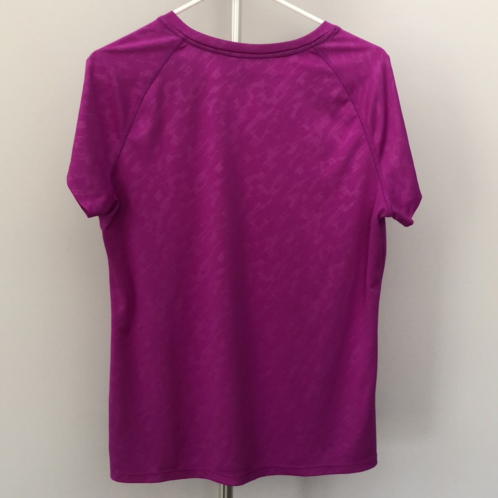 C9 By Champion Short Sleeve V Neck Athletic Shirt Size Large - Picture 5 of 8